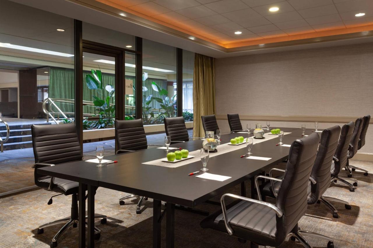 Hilton Beachfront Resort & Spa Hilton Head Island Exterior foto Meeting room